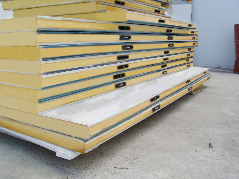 Panel Aislante Autoportante PU